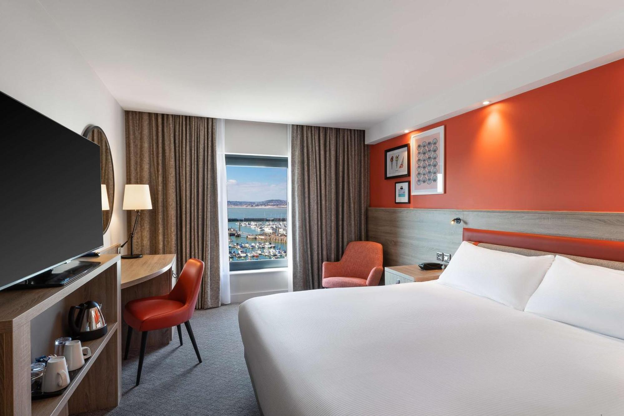 Hampton By Hilton Torquay Exterior foto