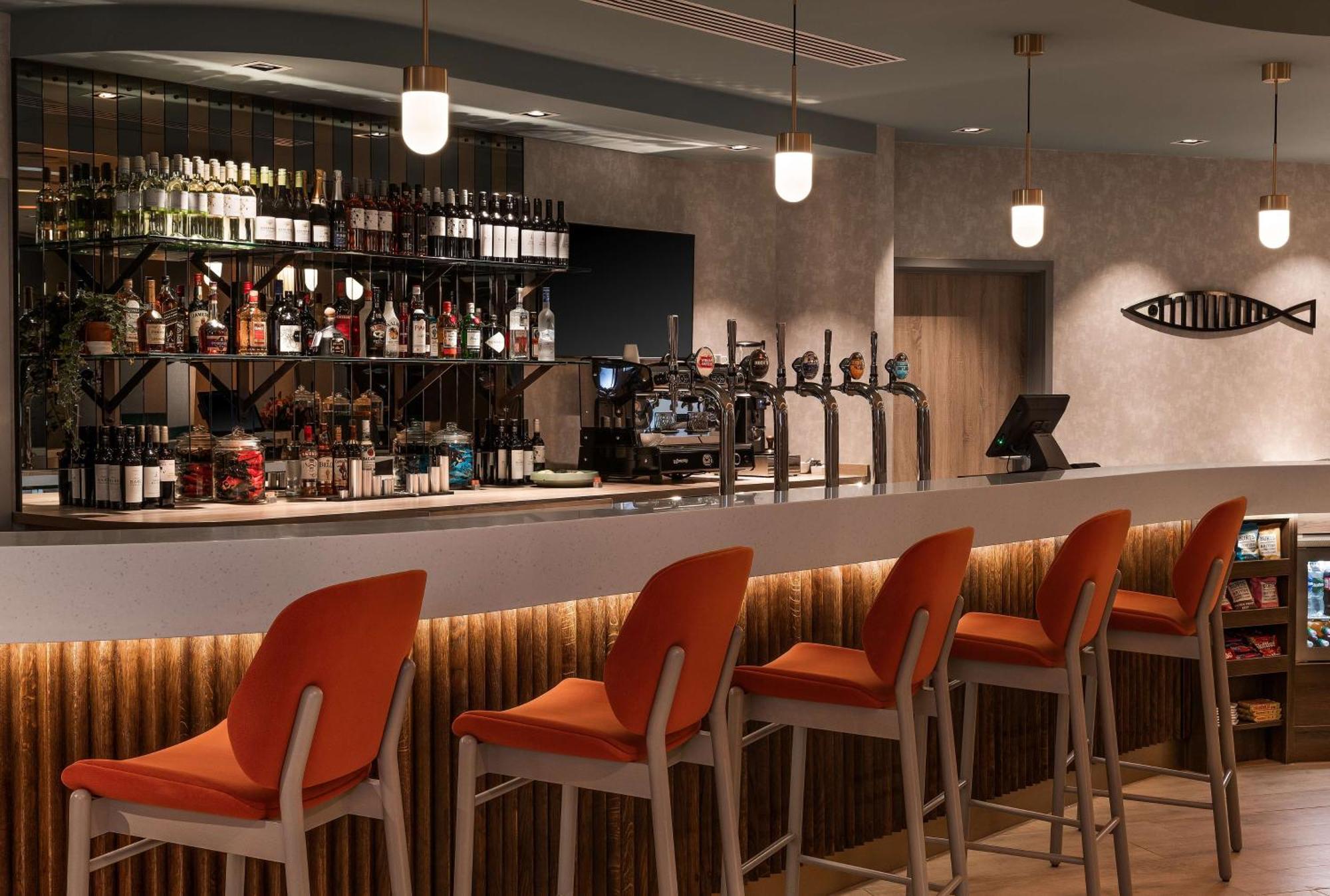 Hampton By Hilton Torquay Exterior foto
